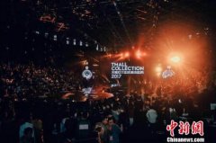 还可使幻像取表演者发生
